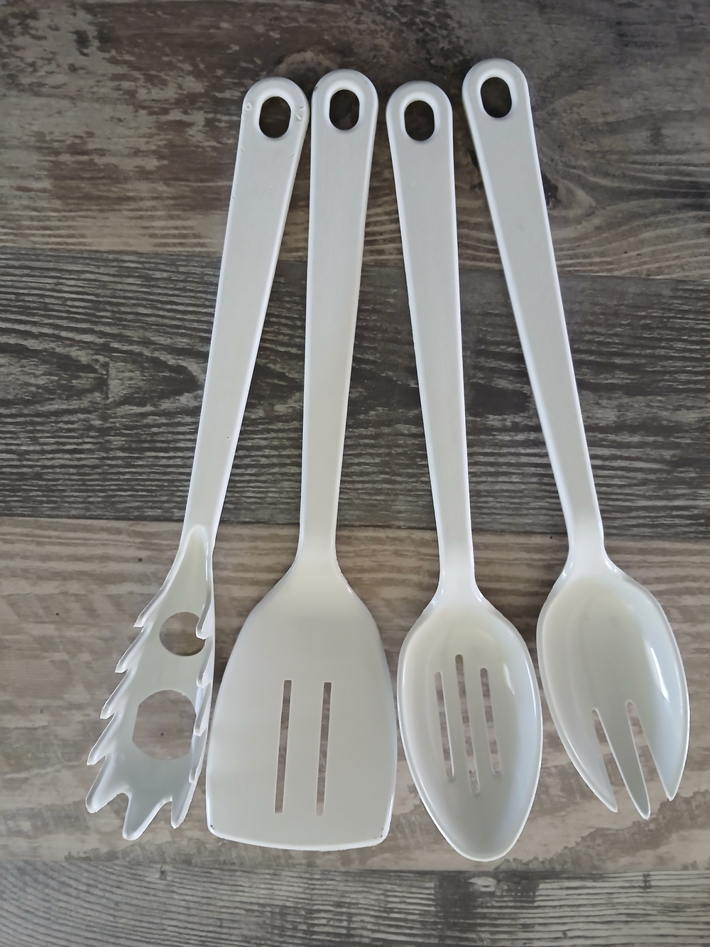 Vintage Tailor Made 4 Piece Plastic Kitchen Utensil Set USA White